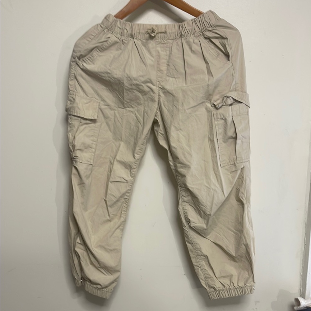 GAP Tan Cargo Pants with Elastic Waistband and Relaxed Fit